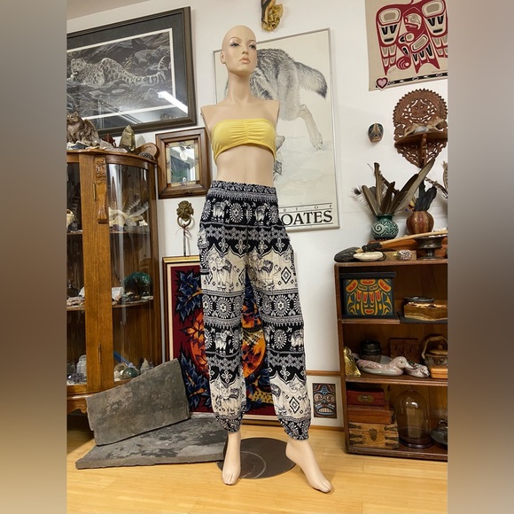 Black & White Elephant Harem Pants - Picture 10 of 11